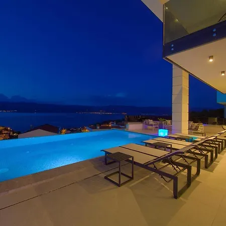 Villa Majestic *